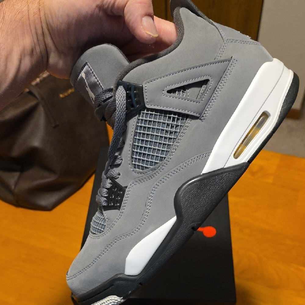 Jordan Gray Sneakers Classic Design - Picture 6 of 11